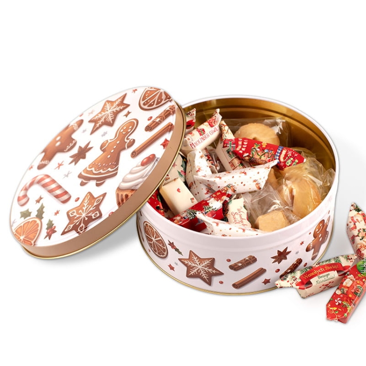 Puszka ze świątecznymi słodyczami.