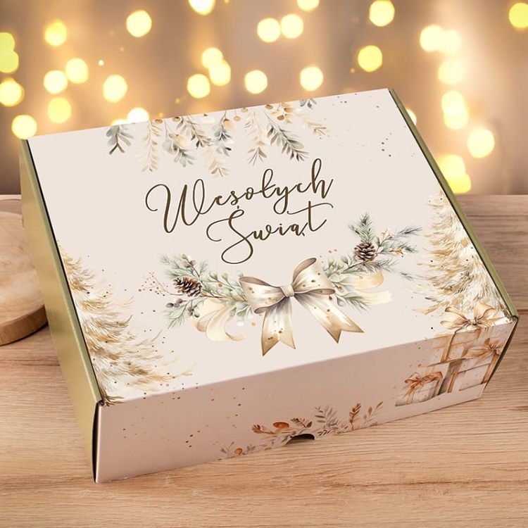 pudelko z napisem wesolych swiat