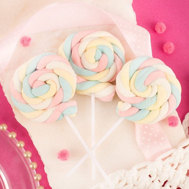 lizaki-marshmallow.jpg