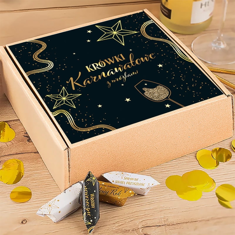 Krówki karnawałowe z wróżbami. Mix wzorów w pudełku.