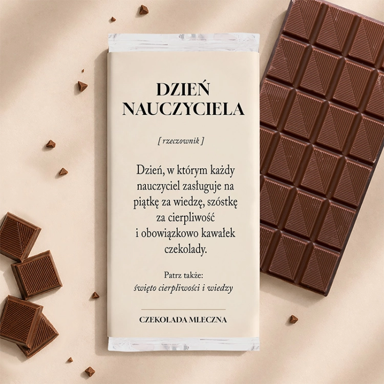 Elegancka czekolada na Dzień Nauczyciela z humorystycznym napisem sprawdzi się jako drobny upominek od uczniów i rodziców.